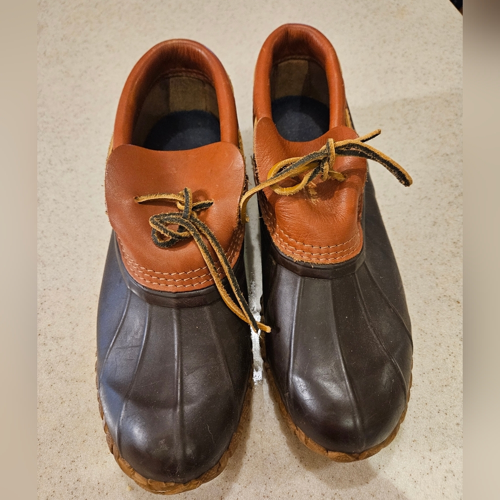 Men's Cabelas Steel Shank Moccasins
